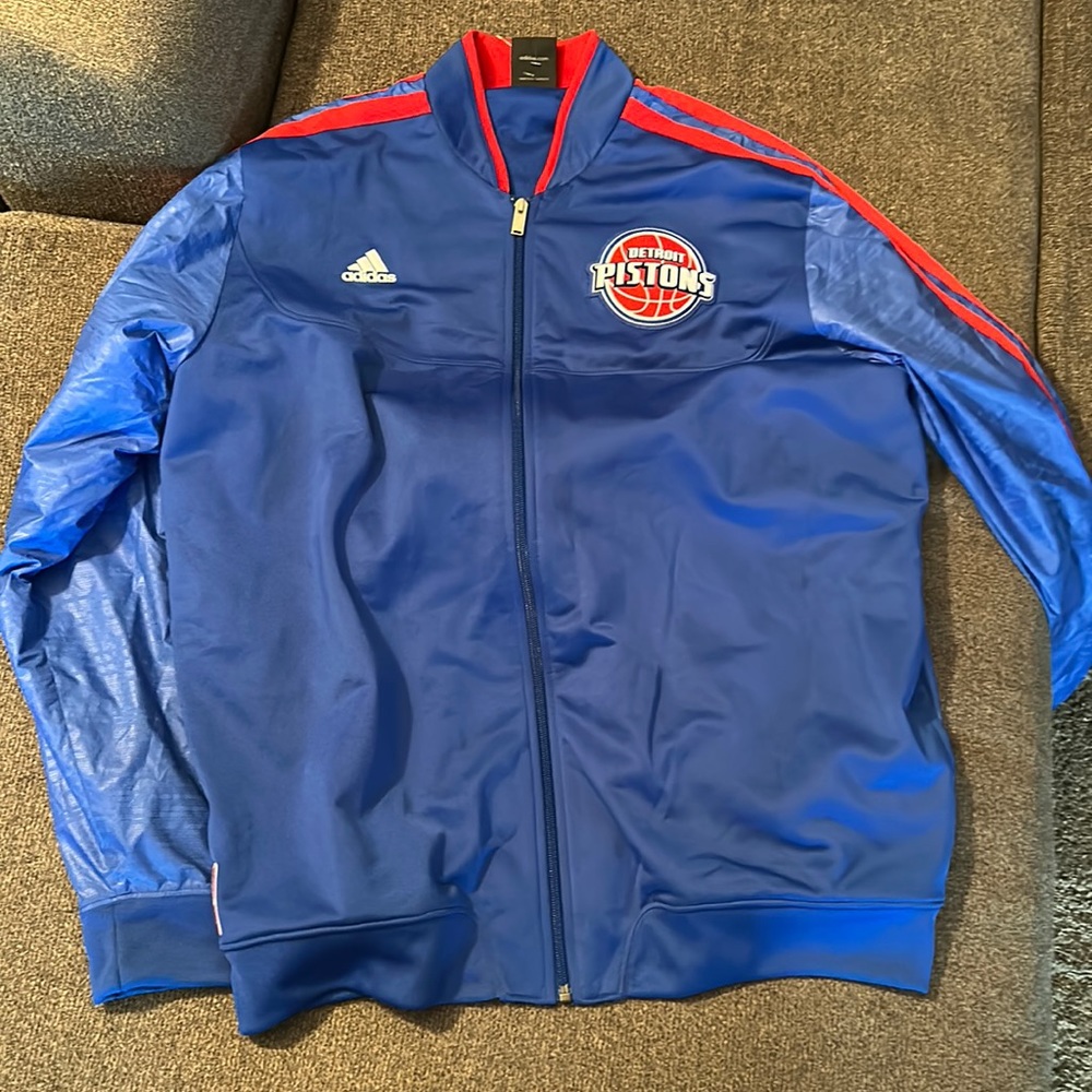 Detroit piston jacket